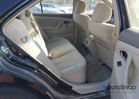 2007 Toyota Camry Le z USA, uszkodzony, nr VIN 4T1BE46K67U021654